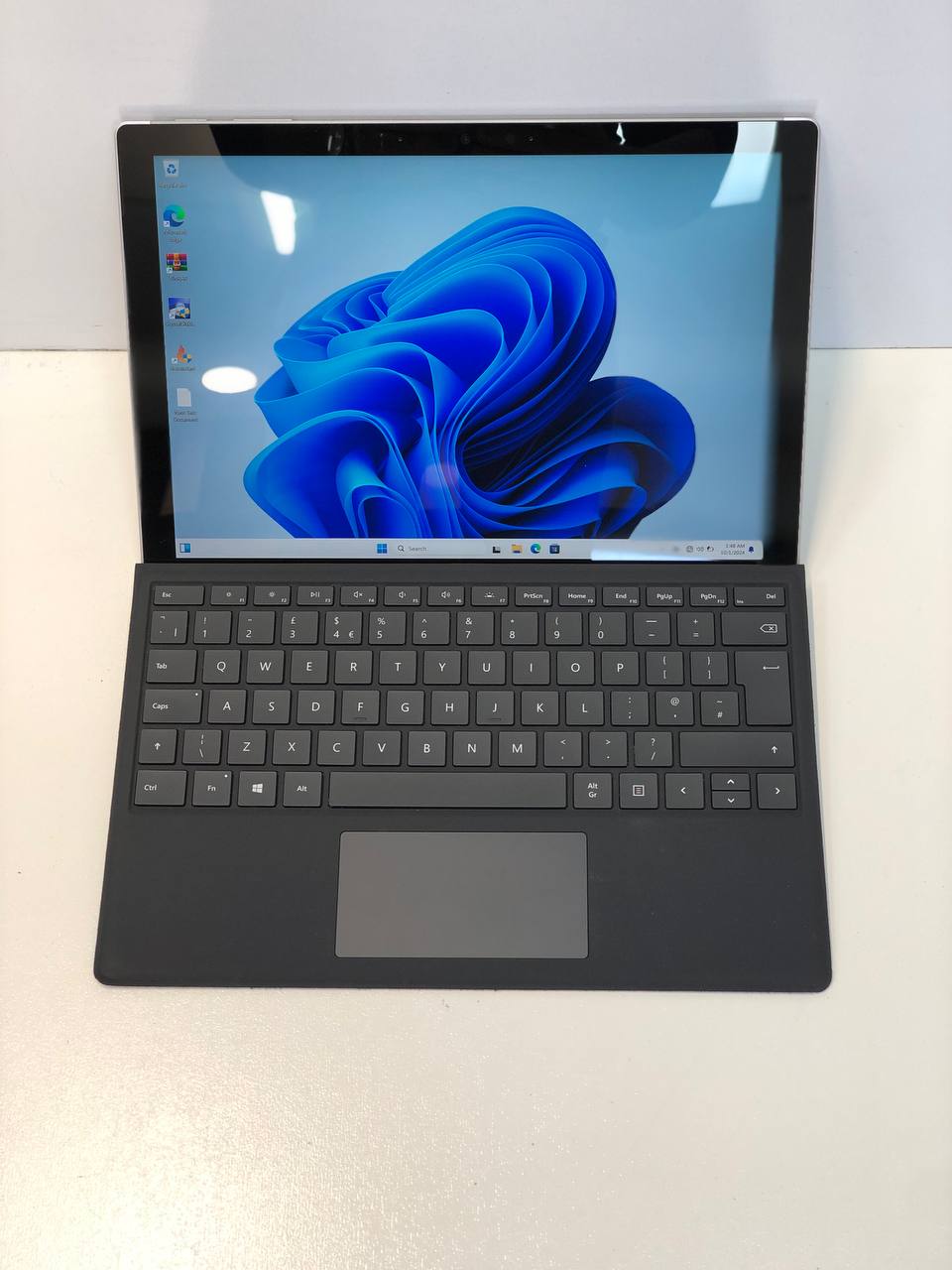 مایکروسافت سرفیس پرو 4مدل Microsoft Surface Pro 4